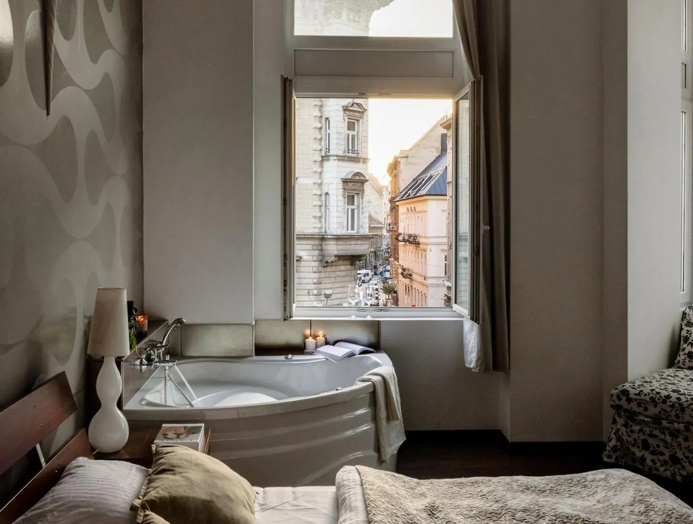 Magnificent Elegance By Erzsebet Krt & New York Cafe Apartment Budapest