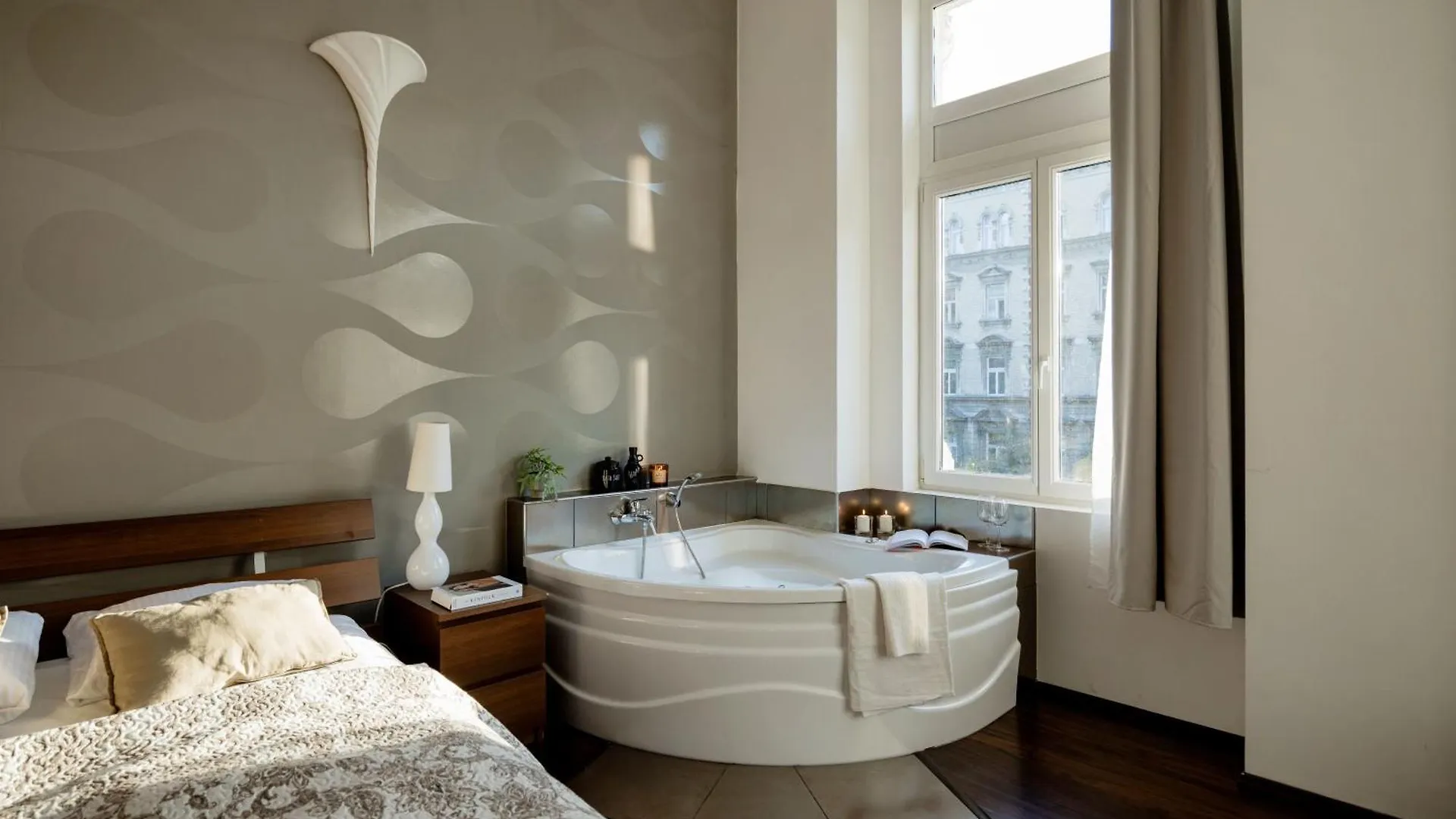 Magnificent Elegance By Erzsebet Krt & New York Cafe Apartment Budapest