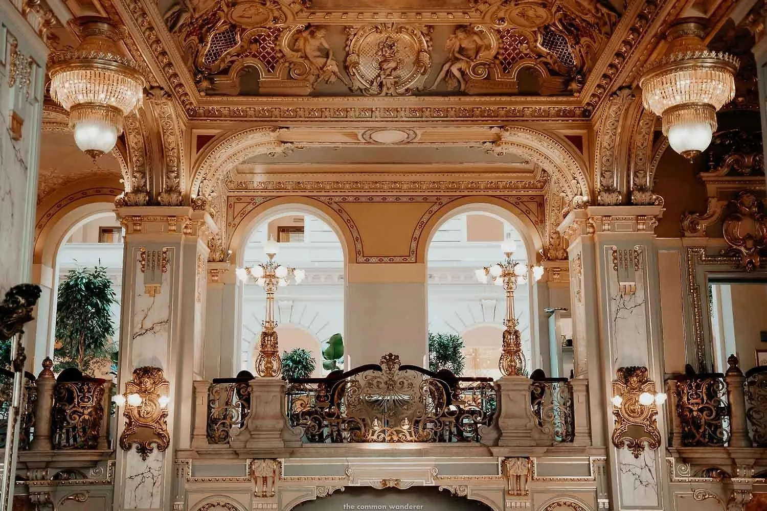 Magnificent Elegance By Erzsebet Krt & New York Cafe Apartment Budapest