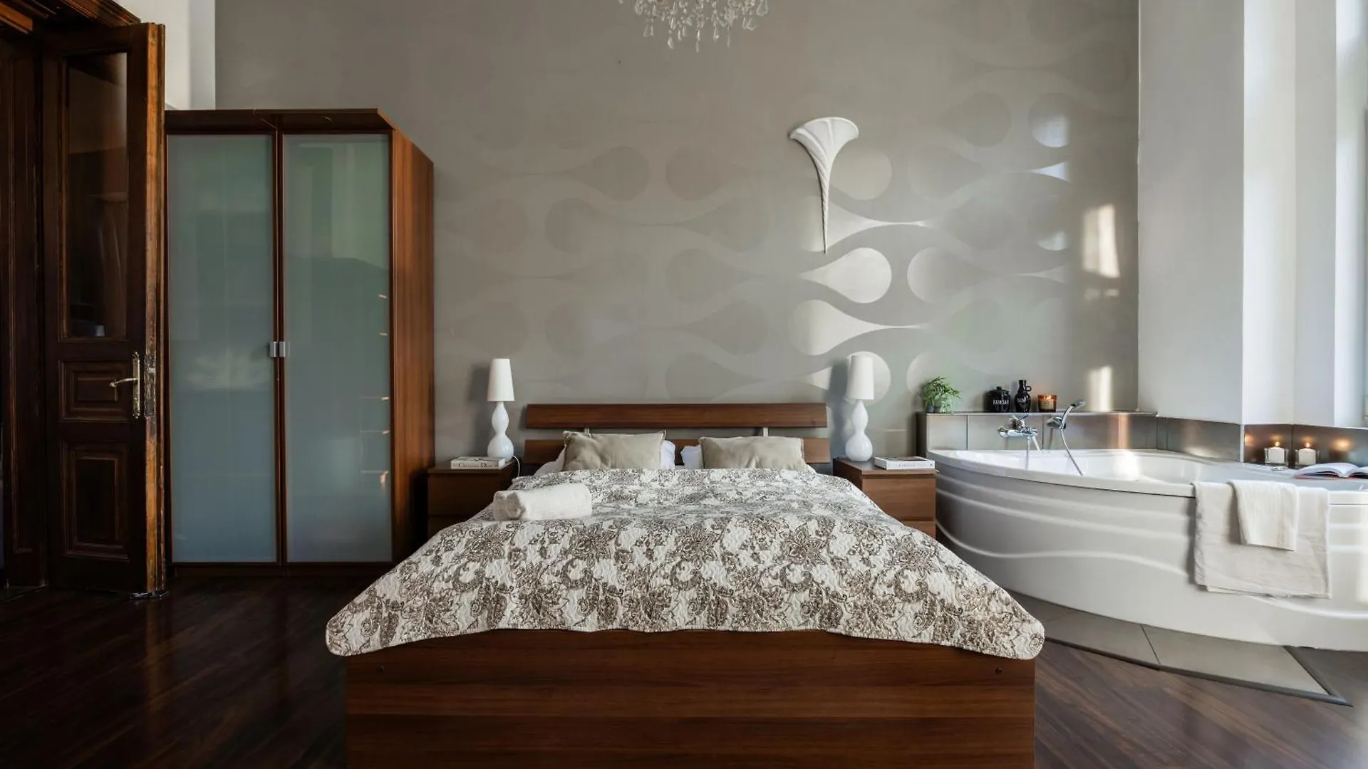 Magnificent Elegance By Erzsebet Krt & New York Cafe Apartment Budapest Hungary